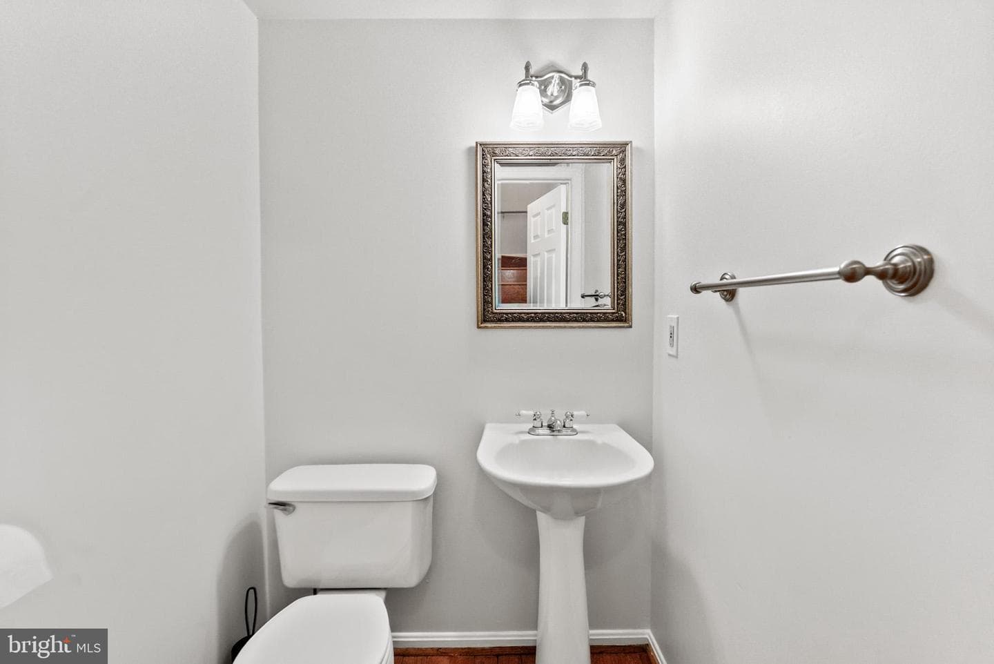 426 Blossom Lane photo 9