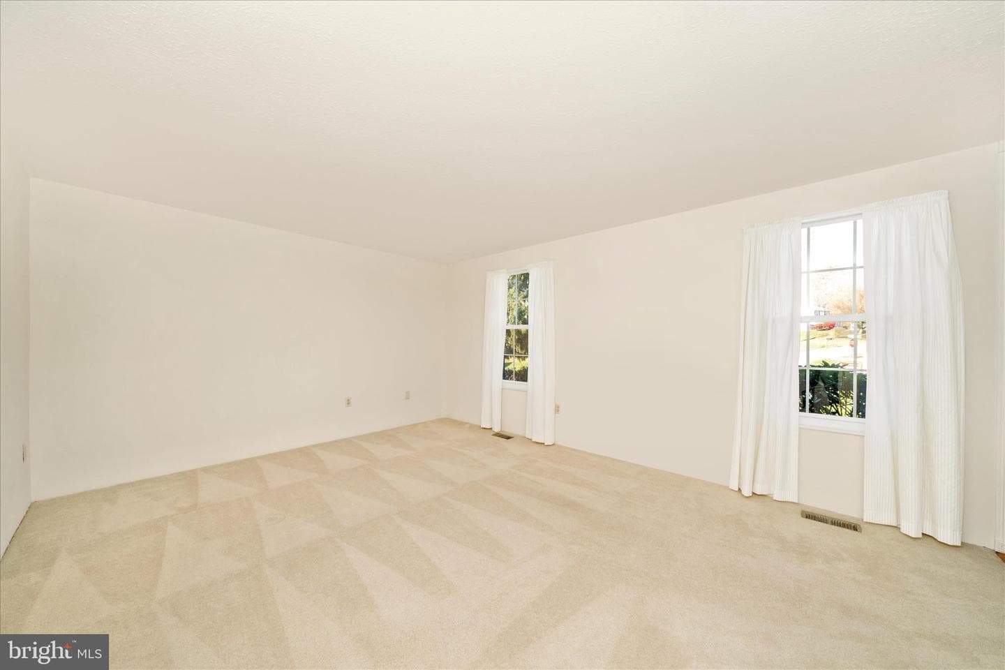 4301 Mica Court photo 15