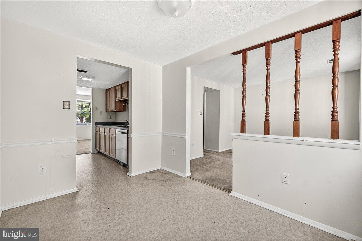 132 Savannah Court photo 11