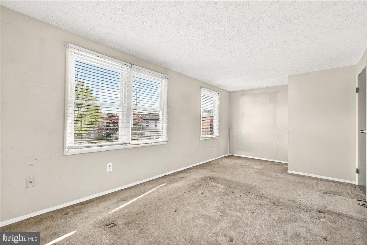 132 Savannah Court photo 18