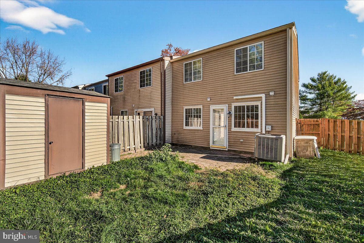 132 Savannah Court photo 24