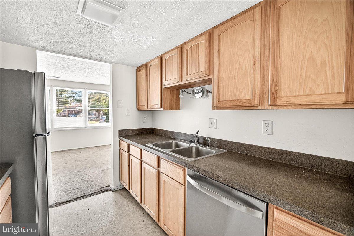 132 Savannah Court photo 7
