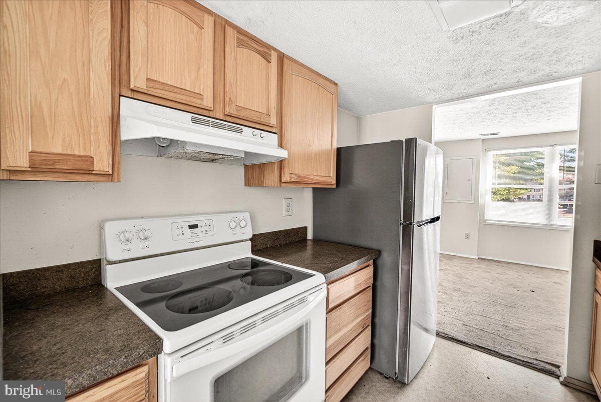 132 Savannah Court photo 8