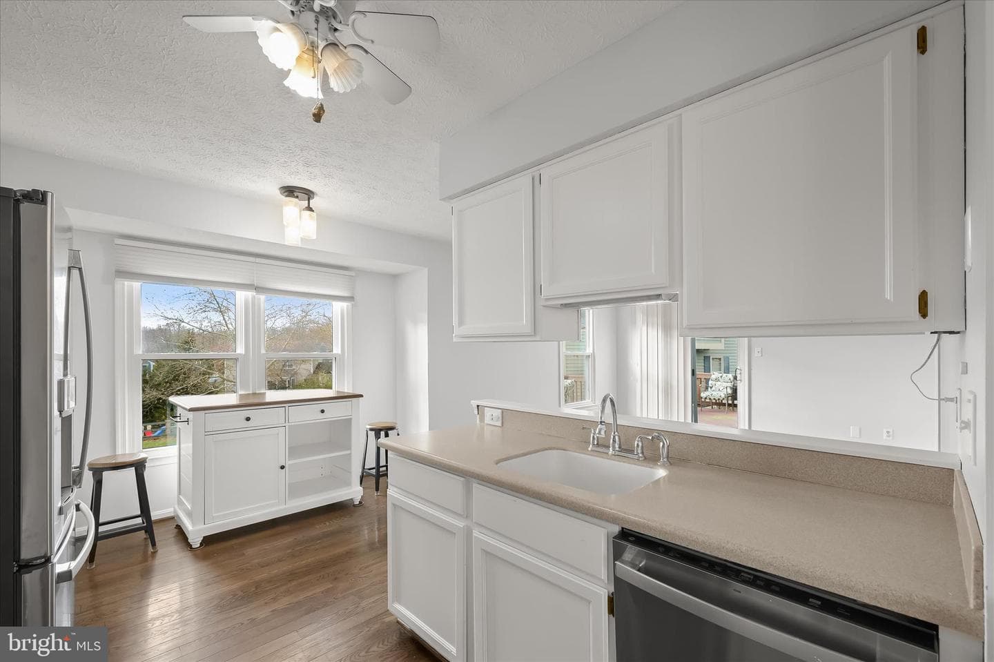 6184 Sawyer Road photo 14