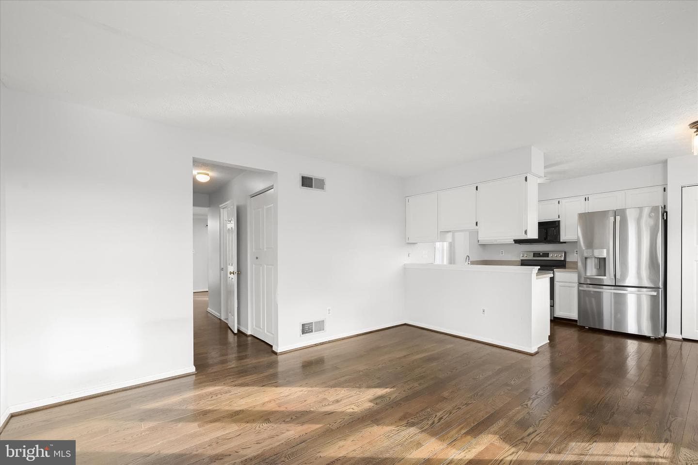 6184 Sawyer Road photo 18