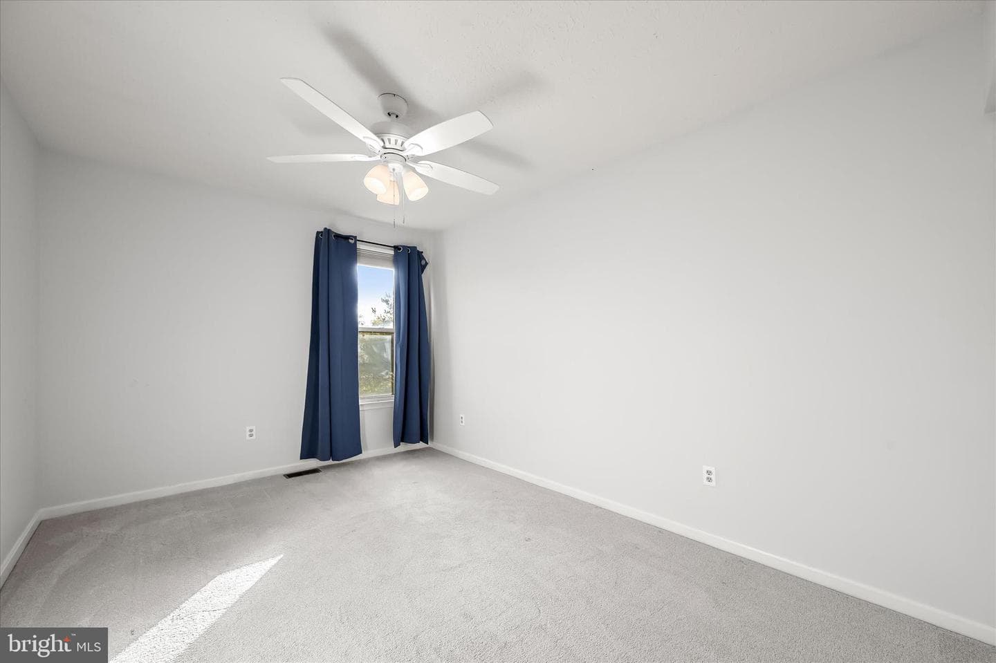 6184 Sawyer Road photo 32