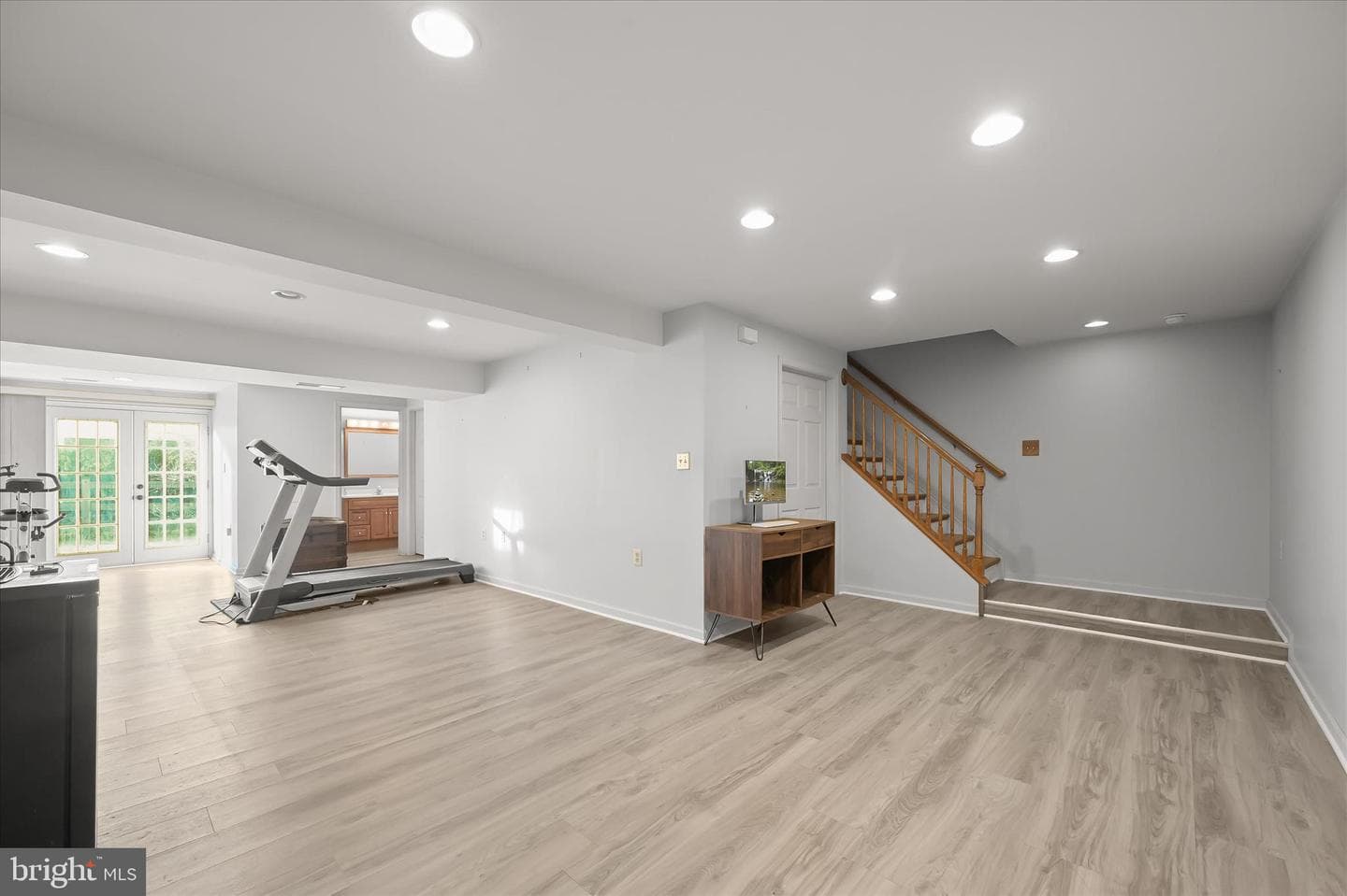 6184 Sawyer Road photo 35