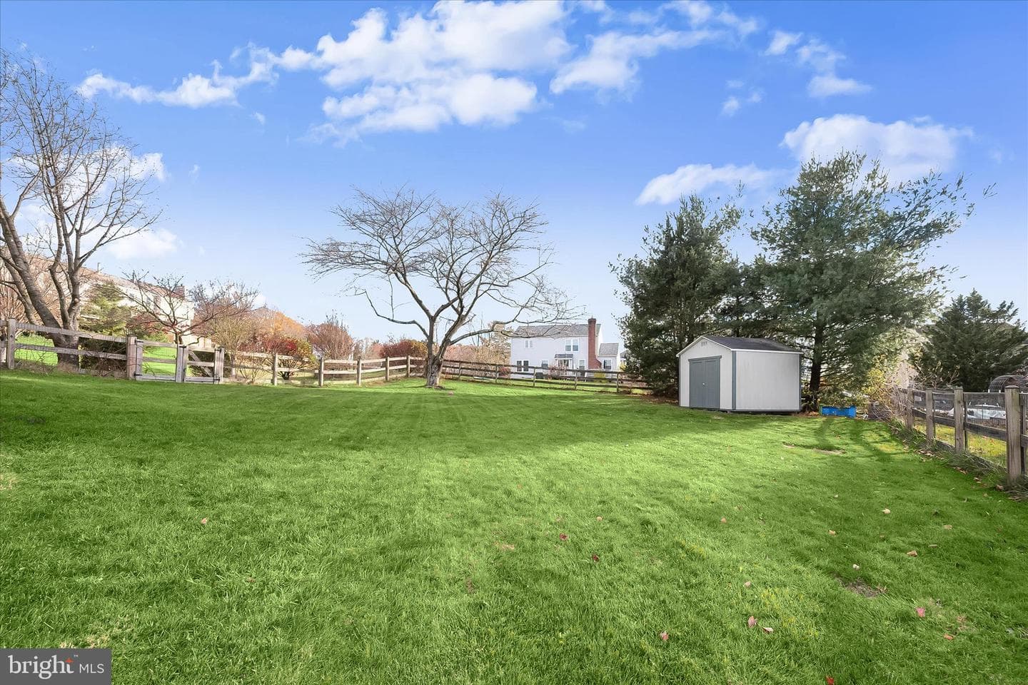 6184 Sawyer Road photo 40