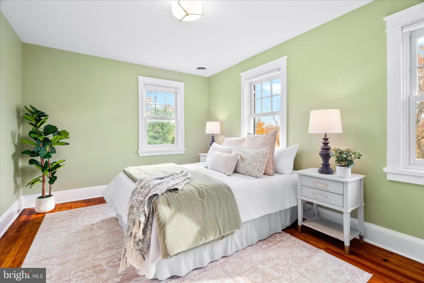 301 Fleming Avenue photo 32