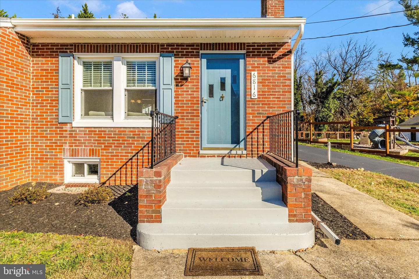 6816 Buckingham Lane photo 2