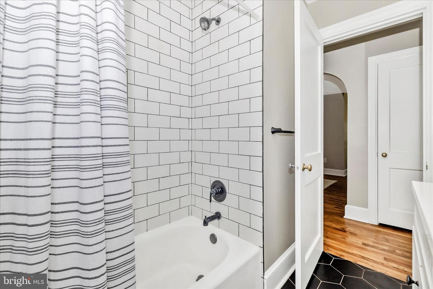 6816 Buckingham Lane photo 30