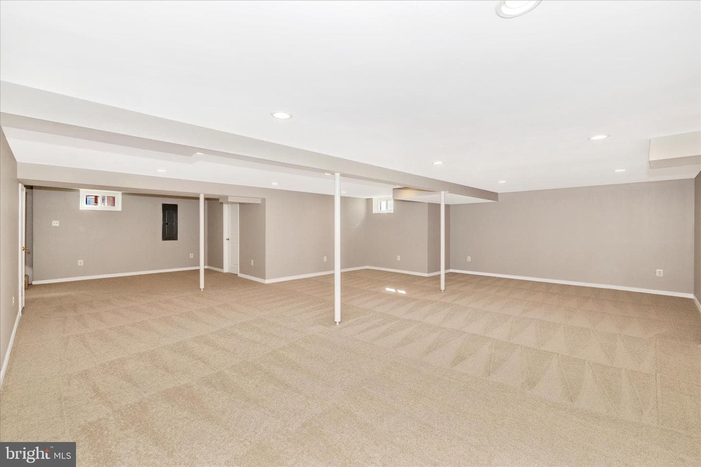 6816 Buckingham Lane photo 33