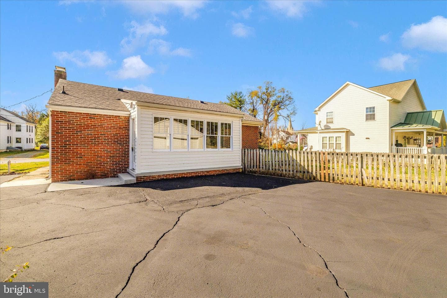 6816 Buckingham Lane photo 45