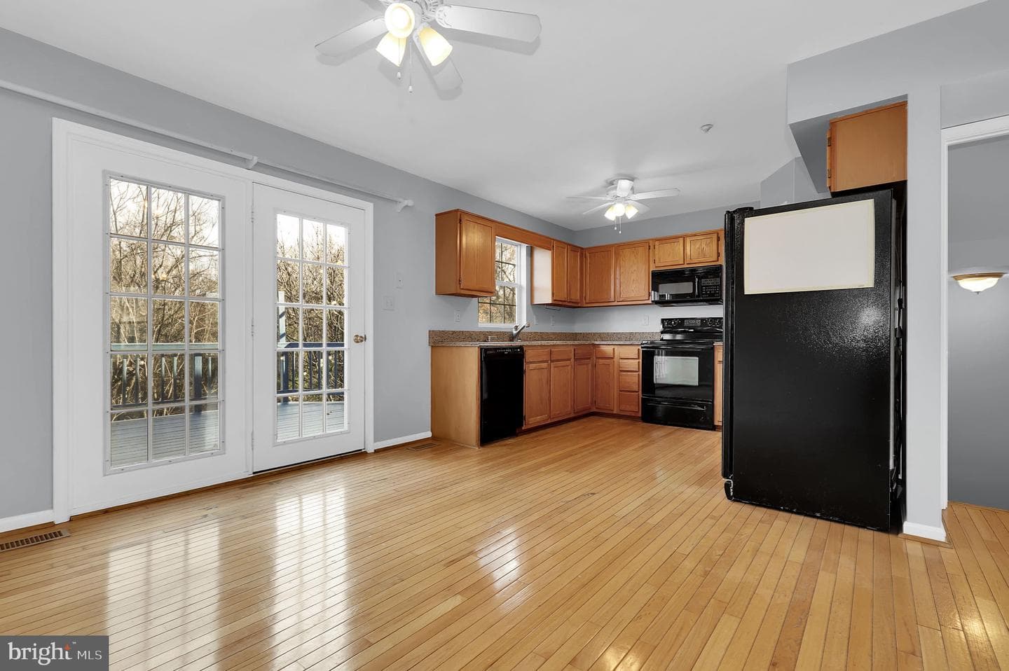 5627 Crestwood Court photo 10