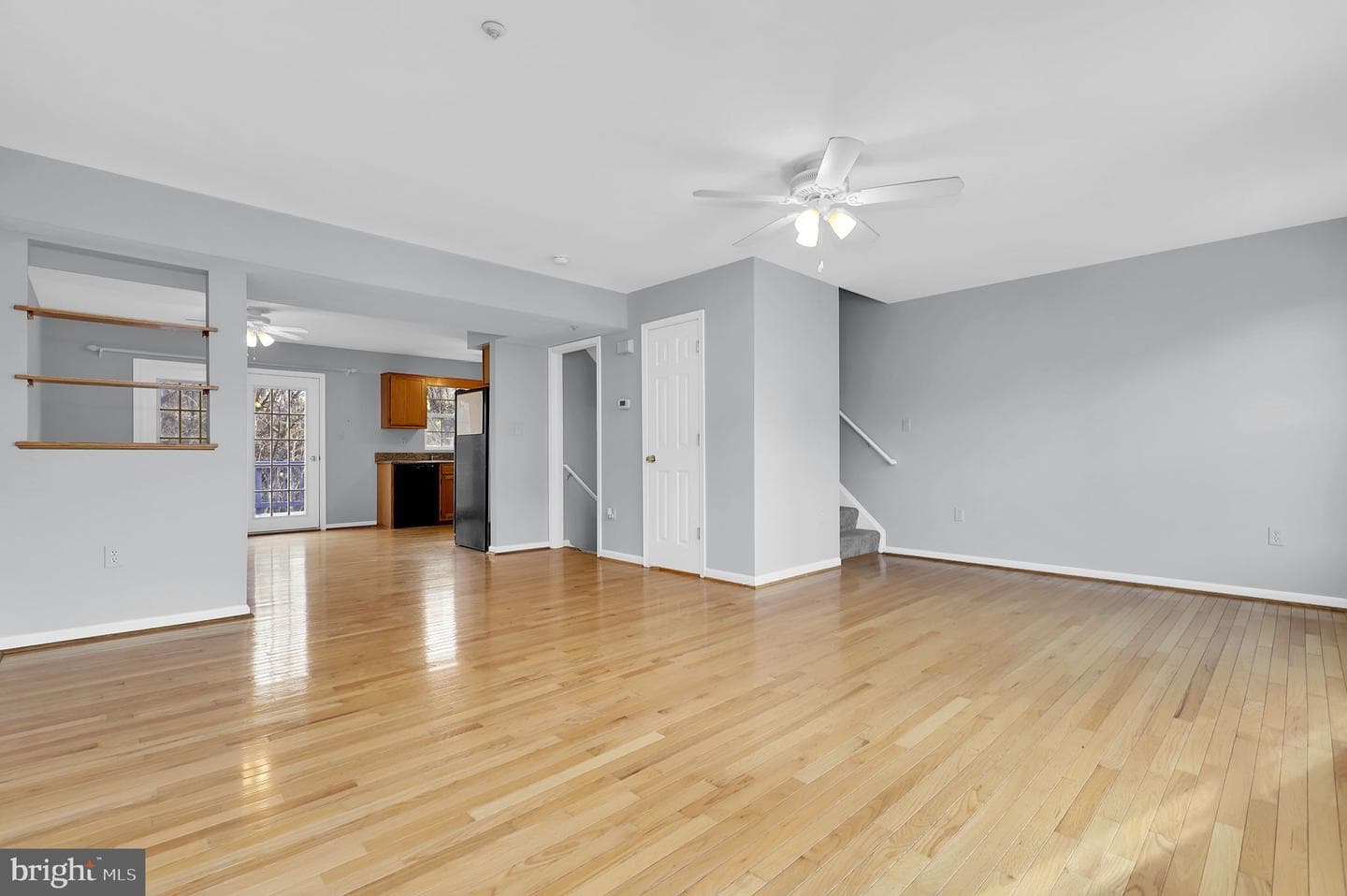 5627 Crestwood Court photo 8