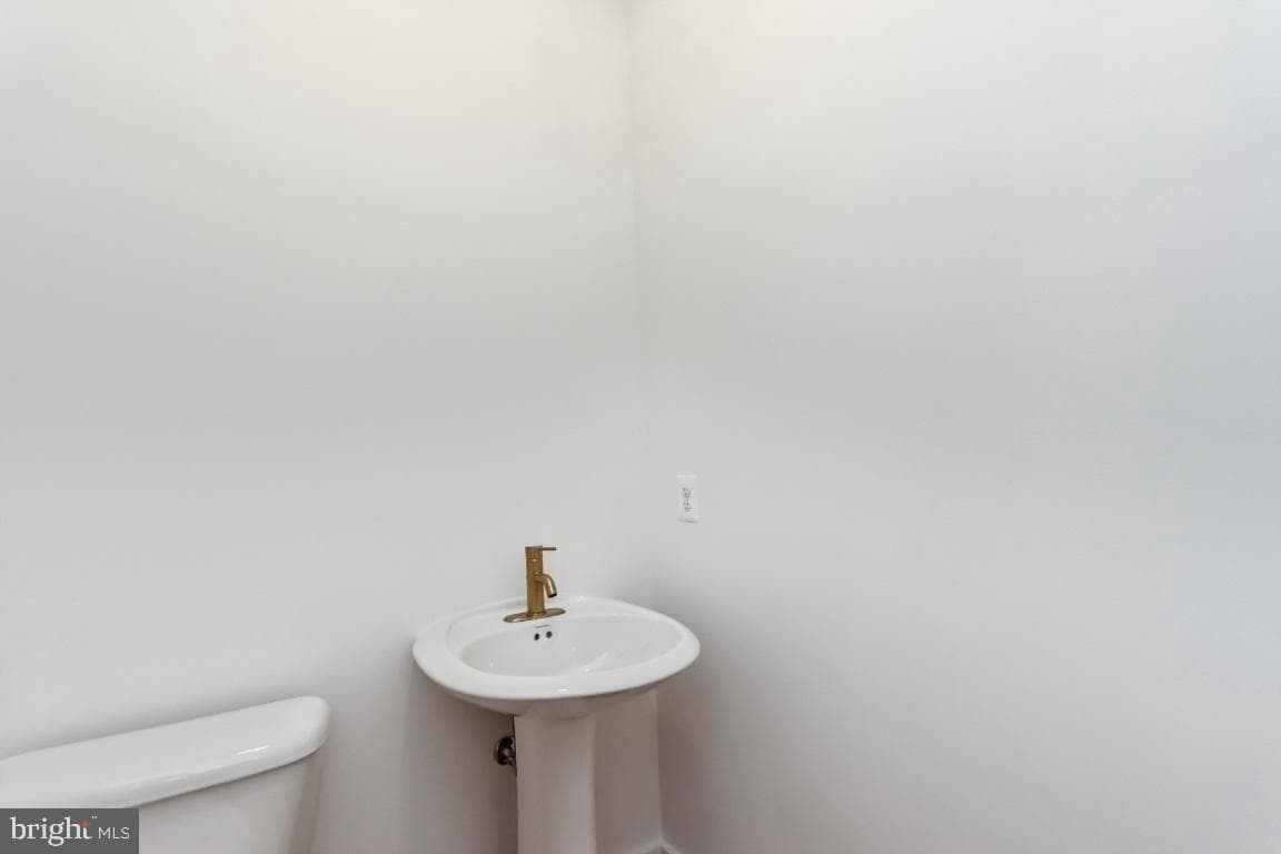 6804 Oakledge Court photo 17