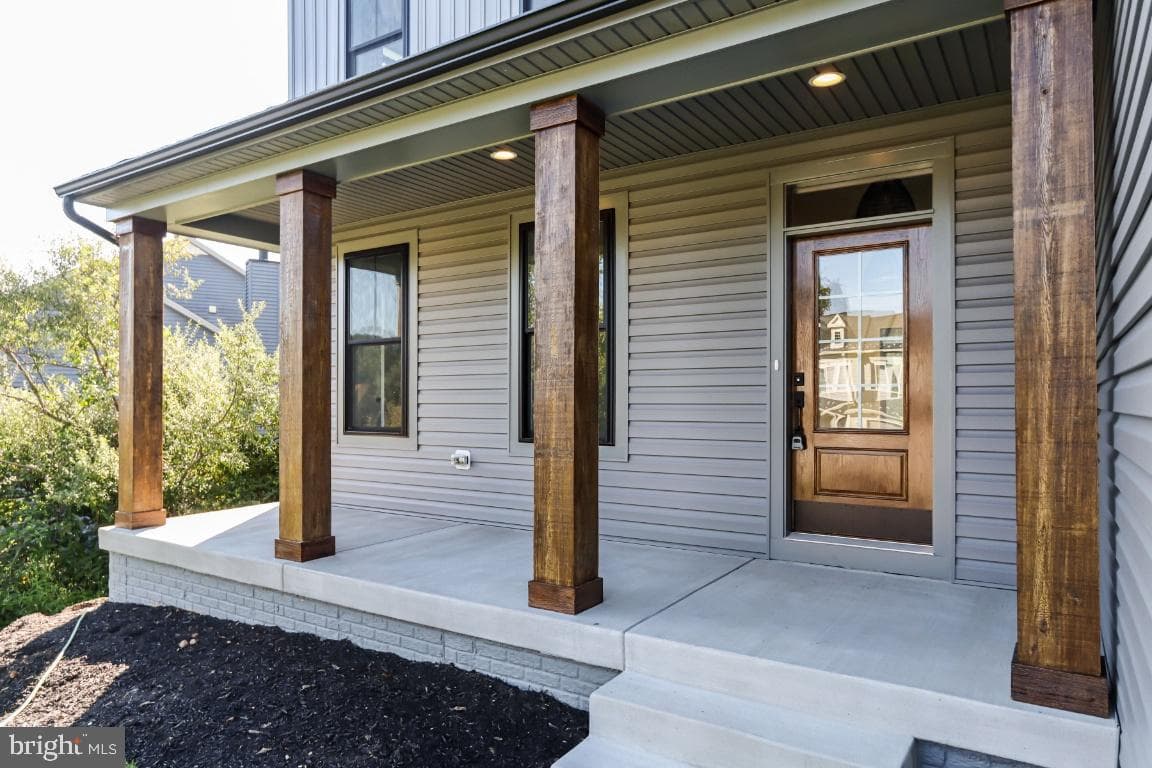 6804 Oakledge Court, New Market
