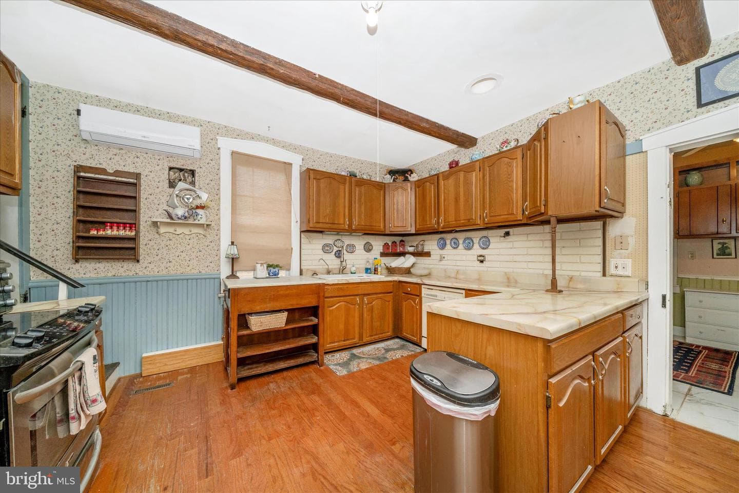 6710 Ford Road photo 18