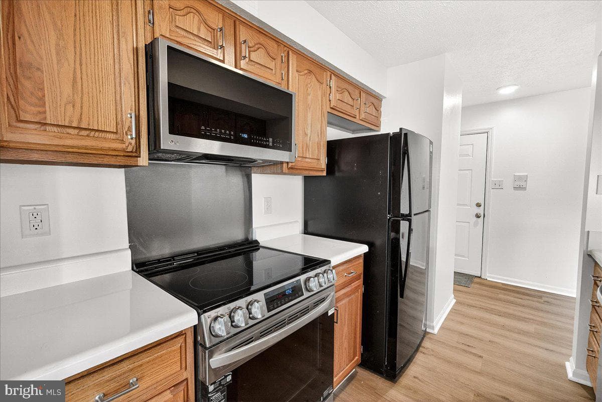 615 Himes Avenue #106 photo 12