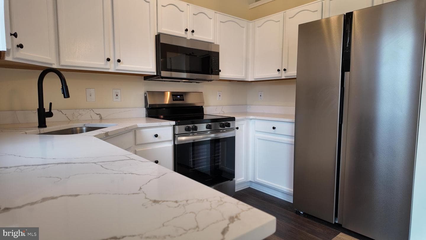 206 Ironmaster Drive photo 15