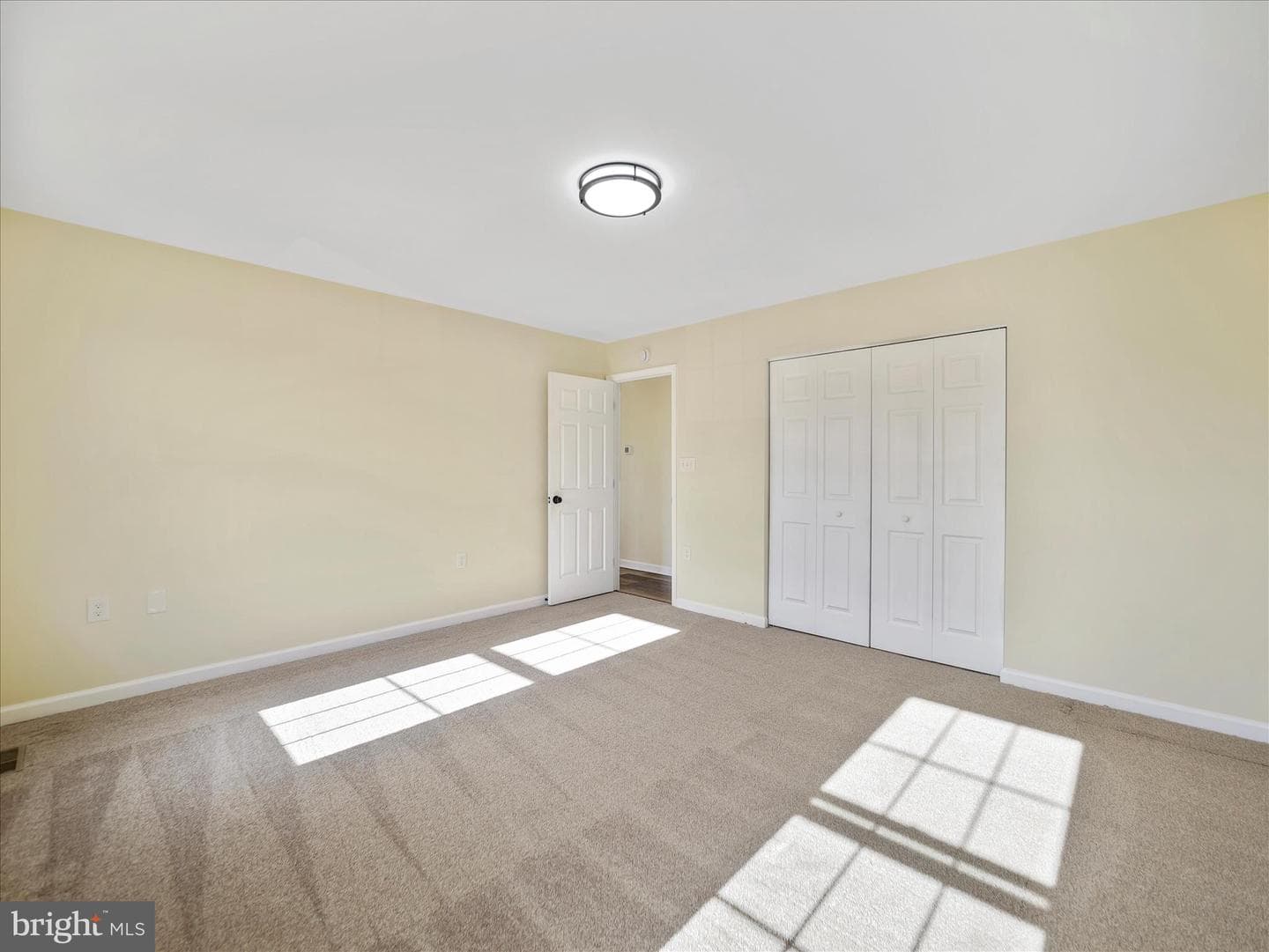 206 Ironmaster Drive photo 8