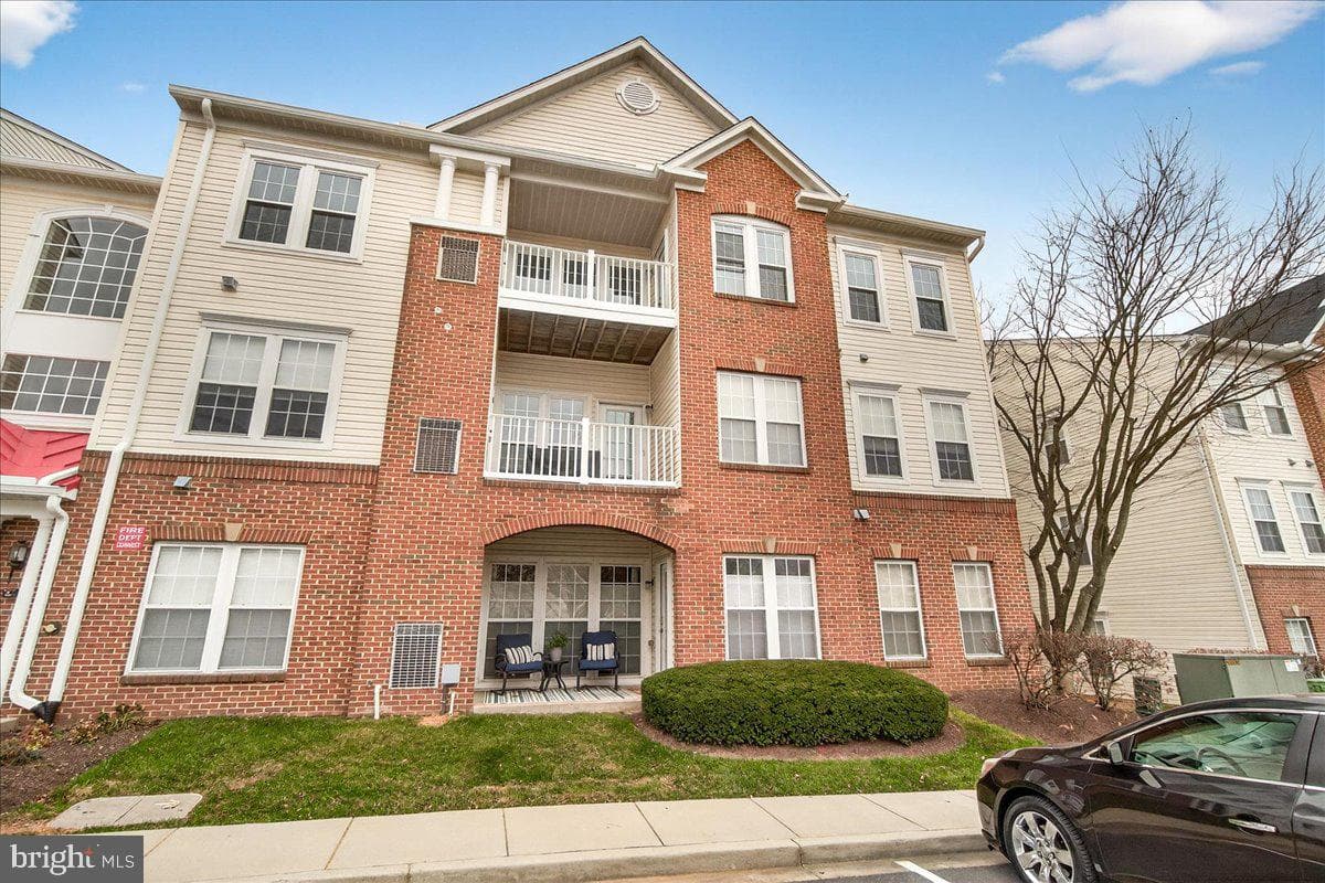 6240 Glen Valley Terrace #5m photo 1