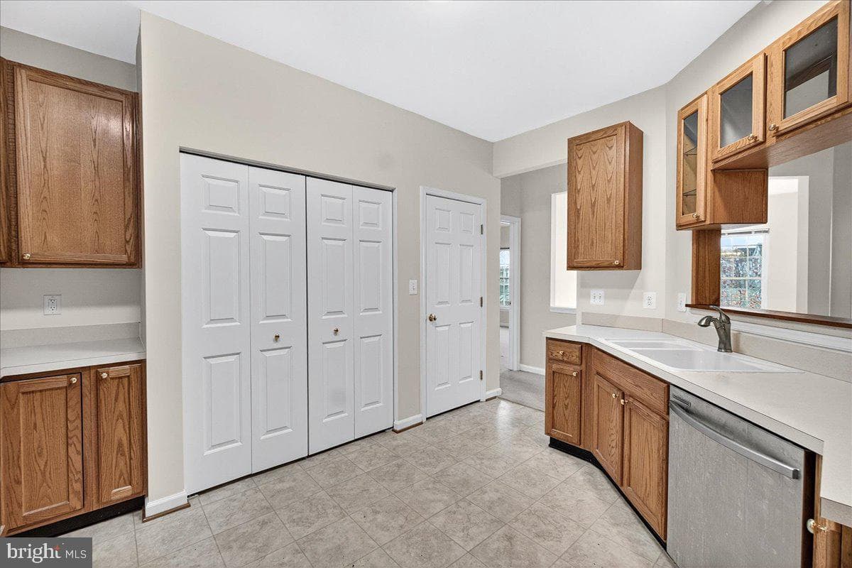 6240 Glen Valley Terrace #5m photo 12
