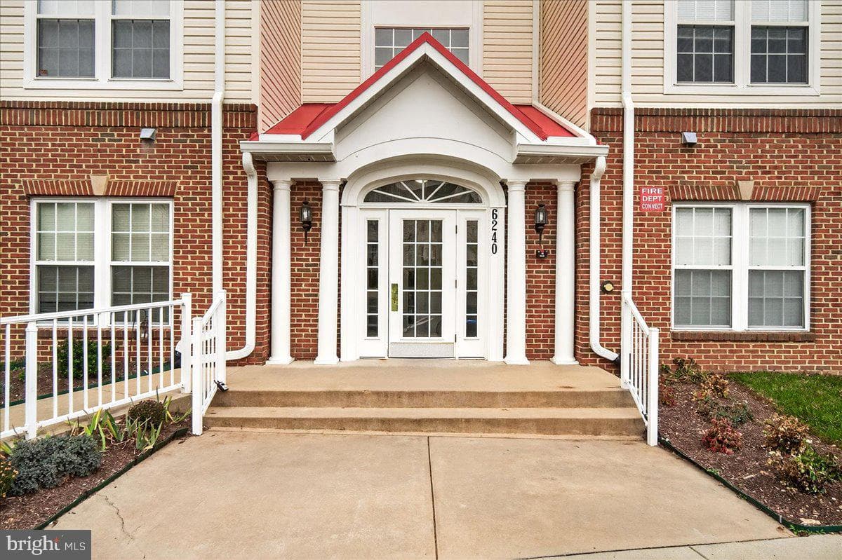 6240 Glen Valley Terrace #5m photo 2