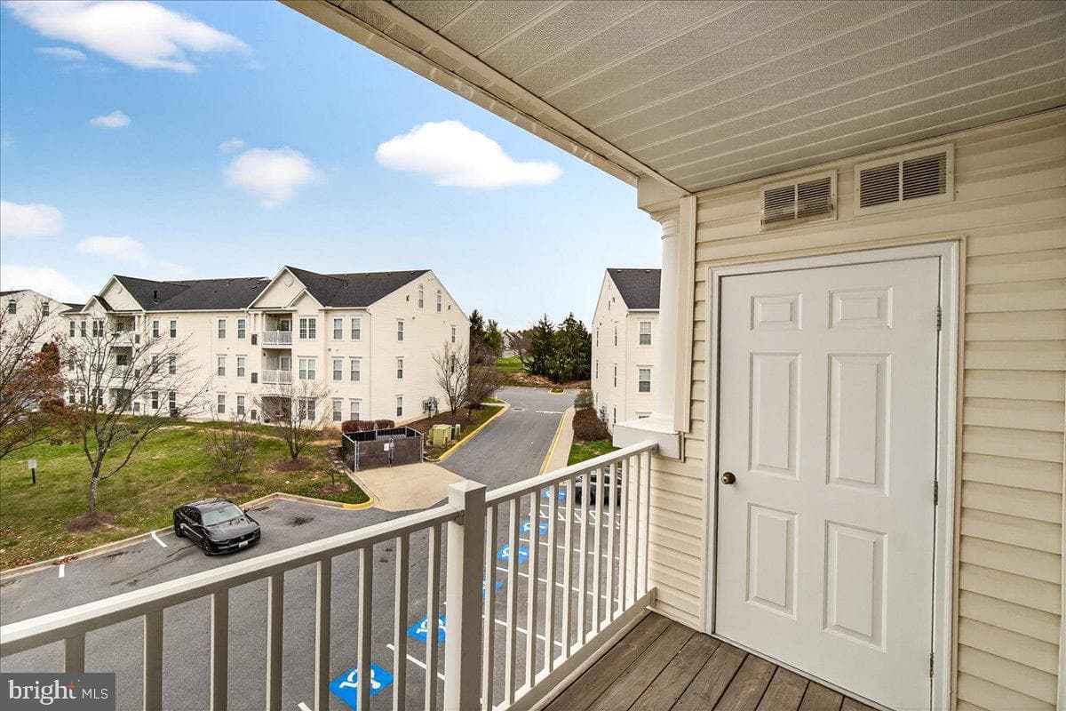 6240 Glen Valley Terrace #5m photo 32