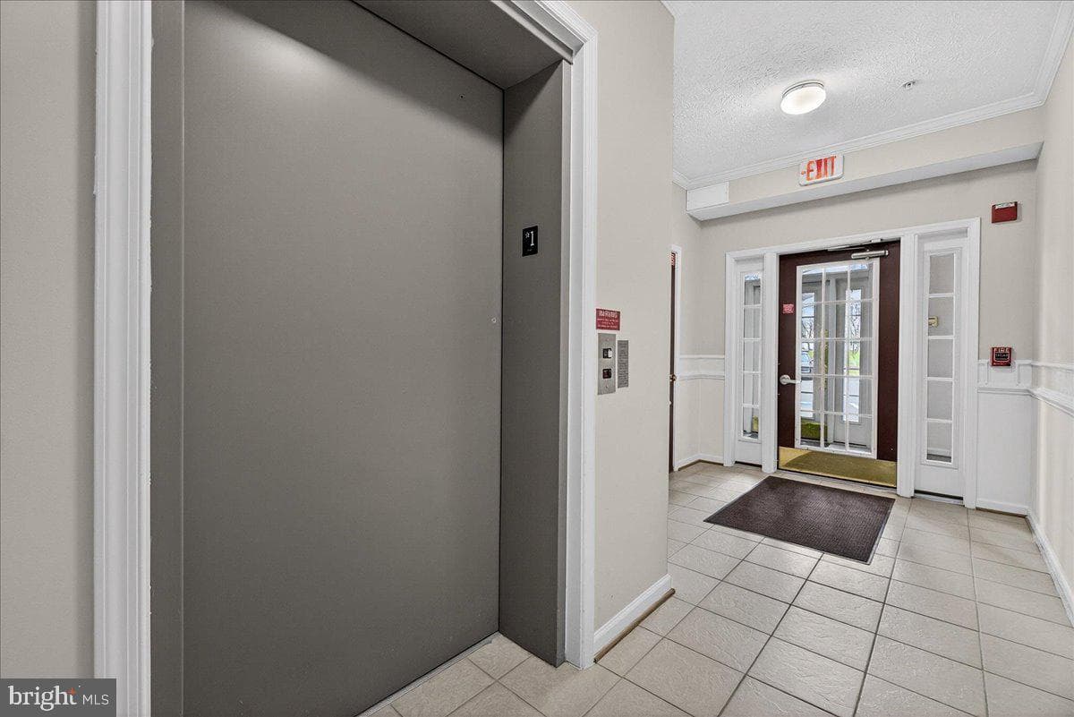 6240 Glen Valley Terrace #5m photo 4