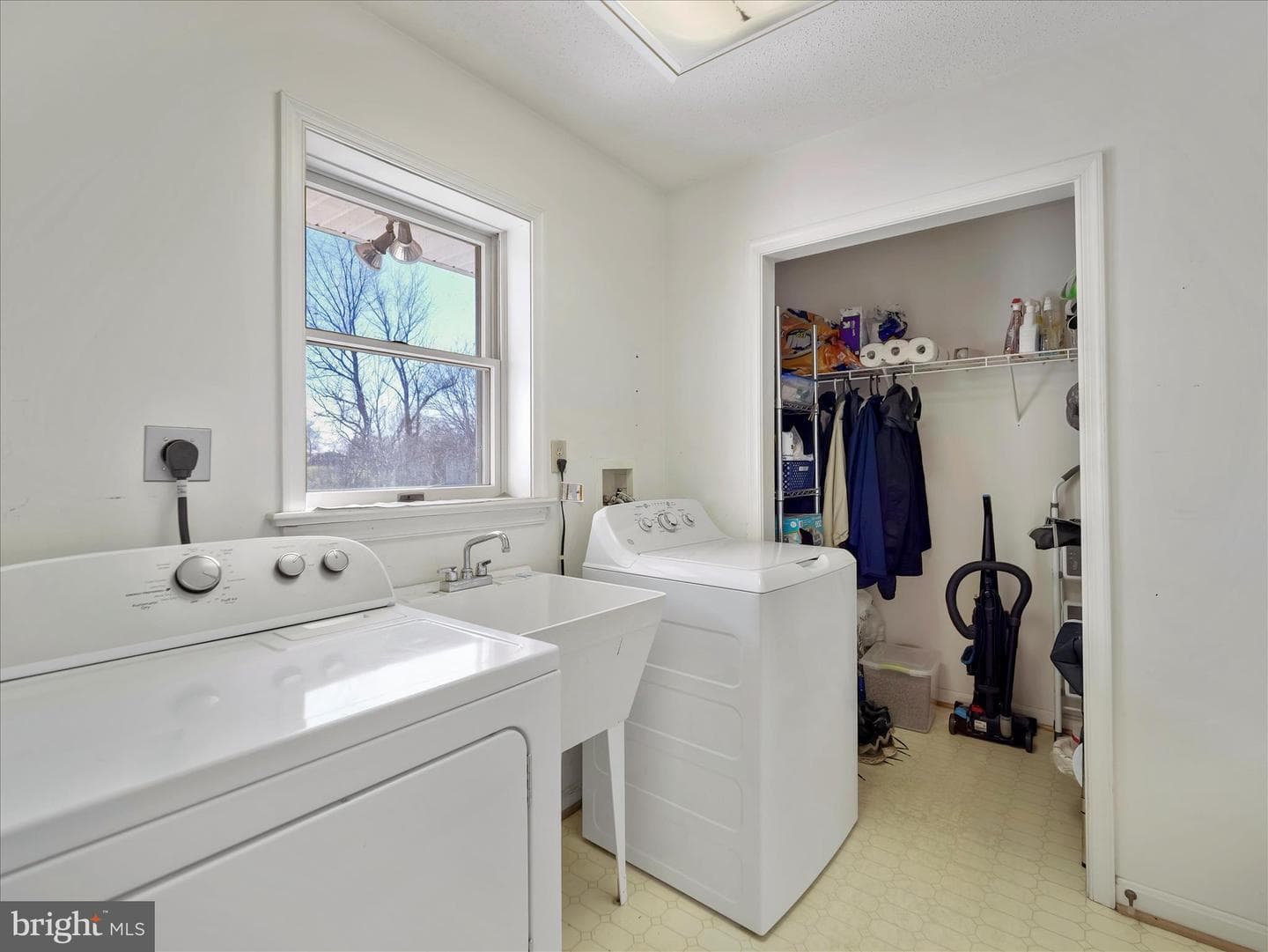 6527 Morningside Court photo 28