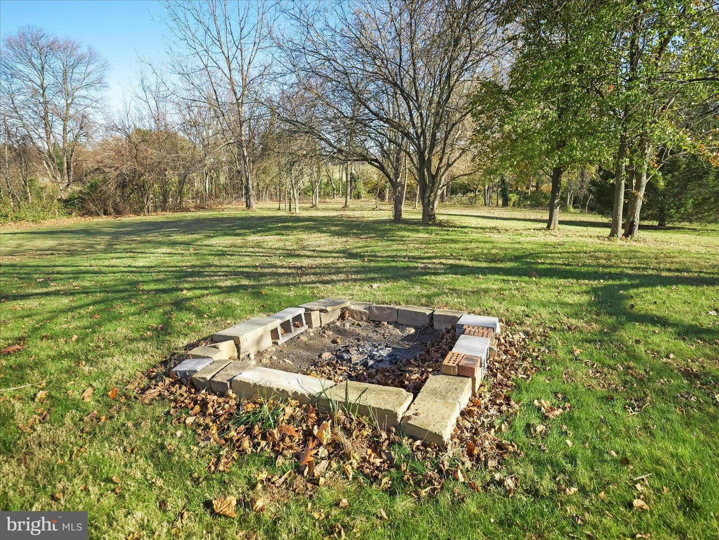 6527 Morningside Court photo 9