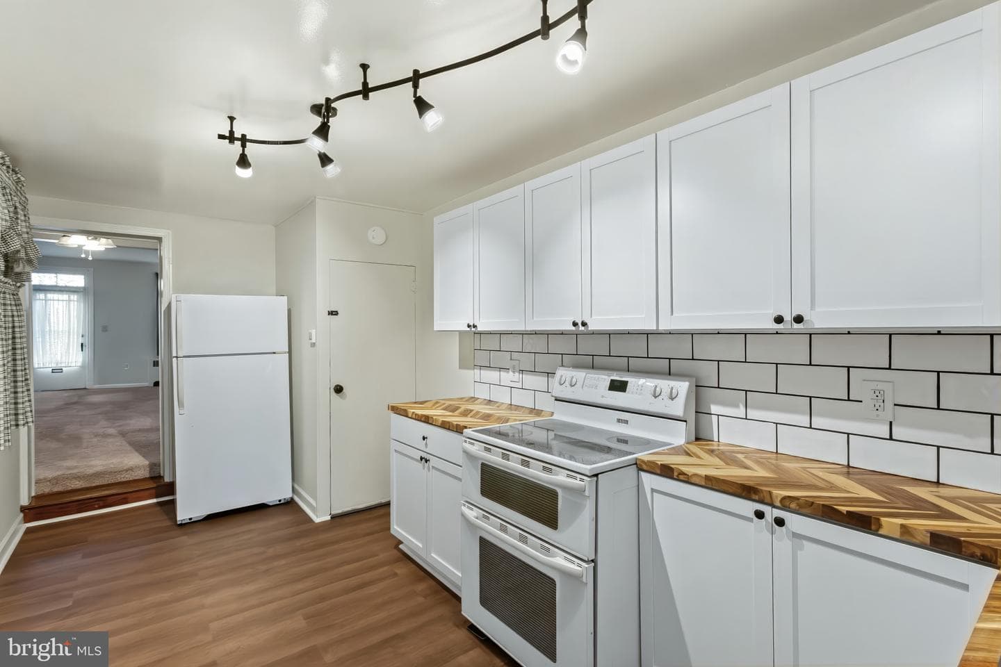 427 S Market Street photo 16