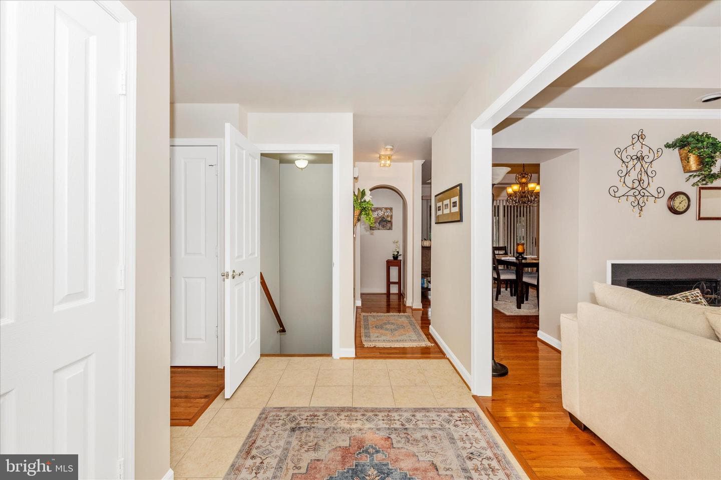 2367 Bear Den Road photo 4