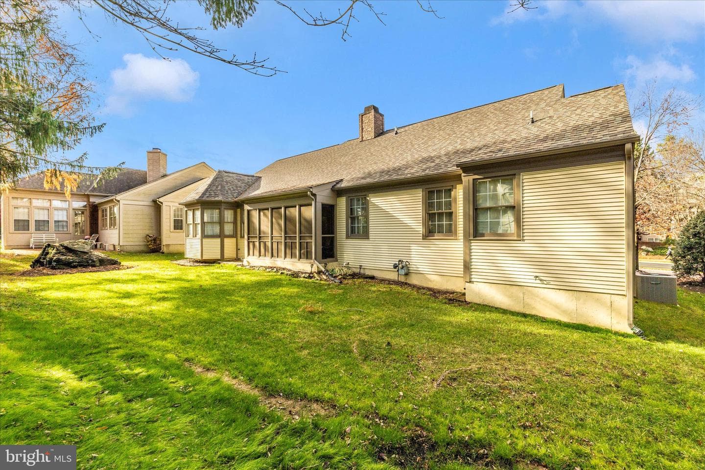 2367 Bear Den Road photo 48