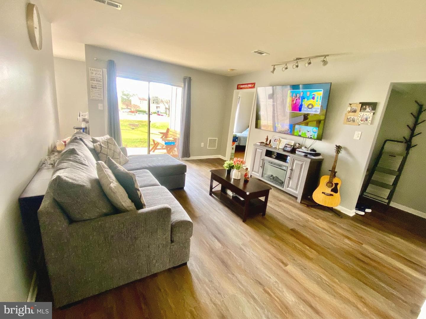1401 Key Parkway #c-301 photo 3
