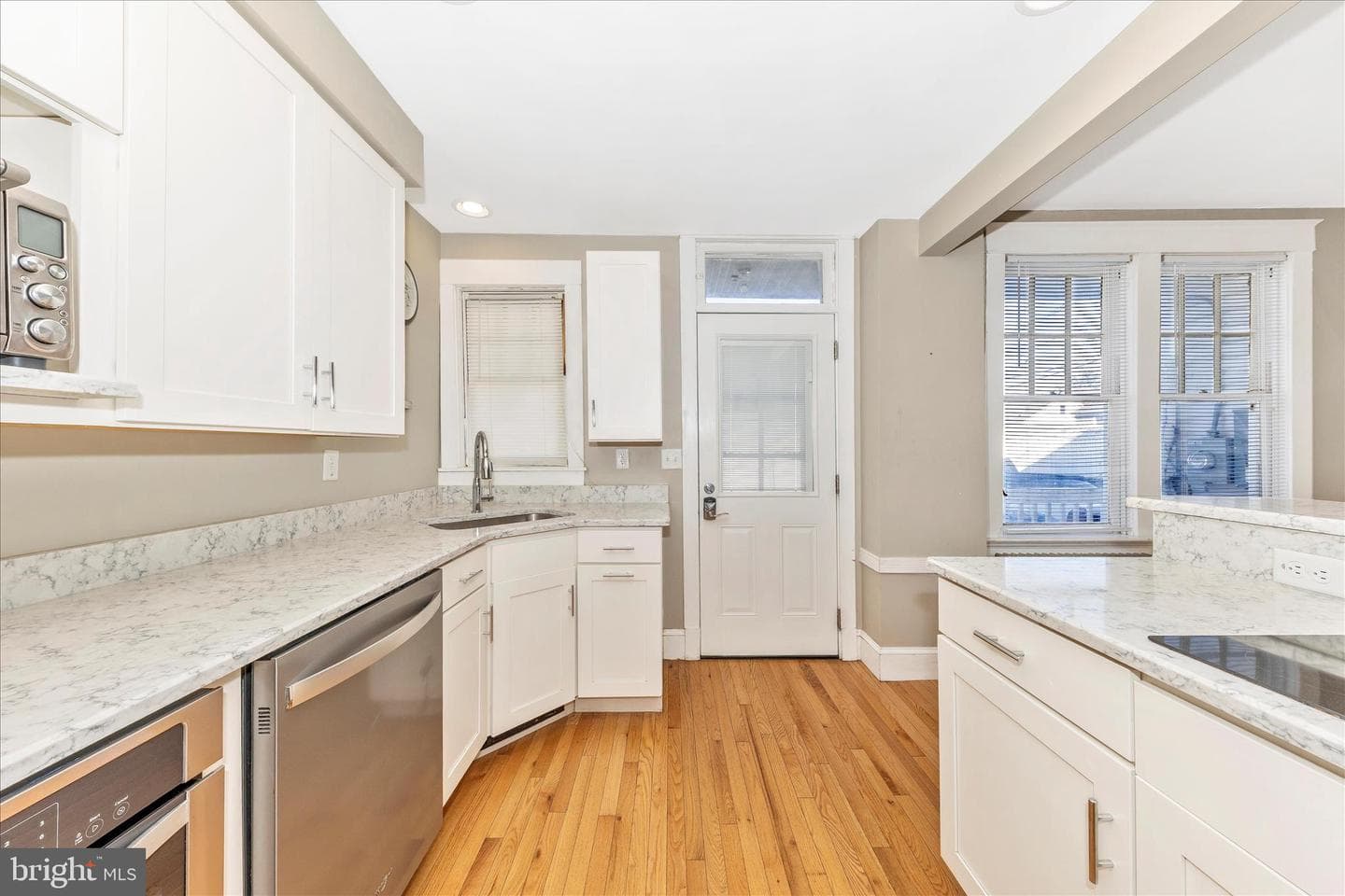 29 E Seventh Street photo 16