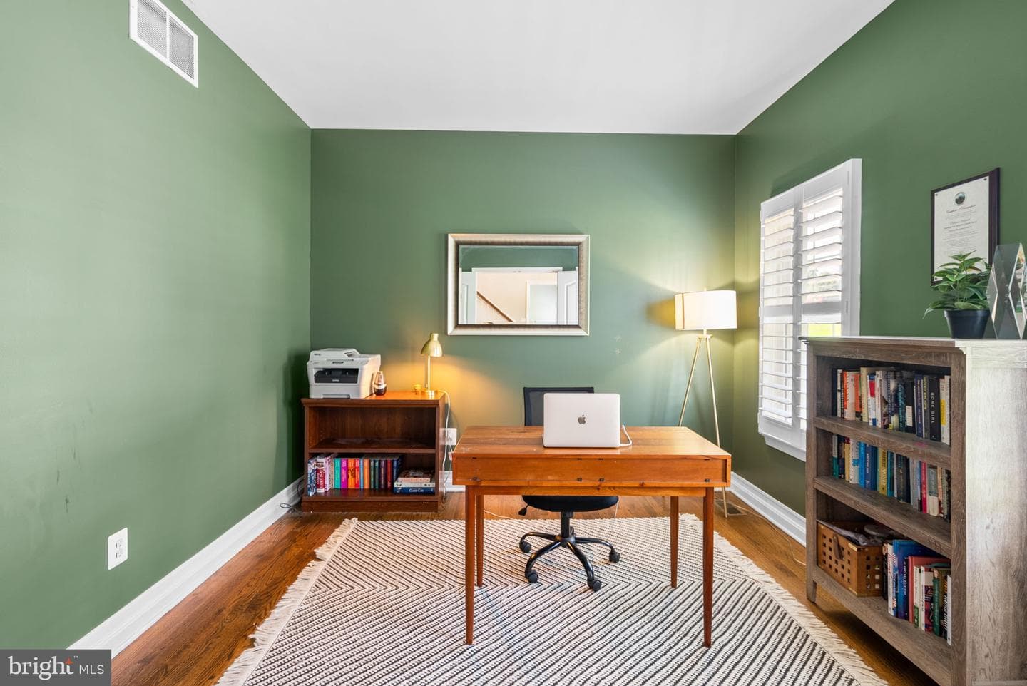 4041 Lomar photo 17