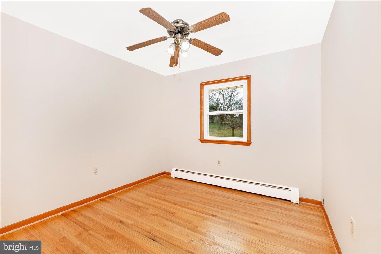 10223 Liberty Road photo 26
