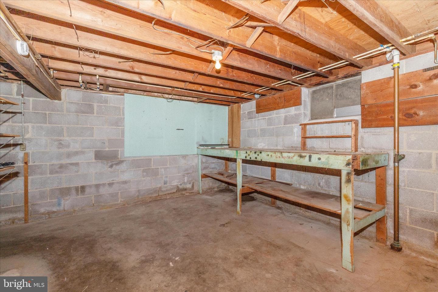 10223 Liberty Road photo 34