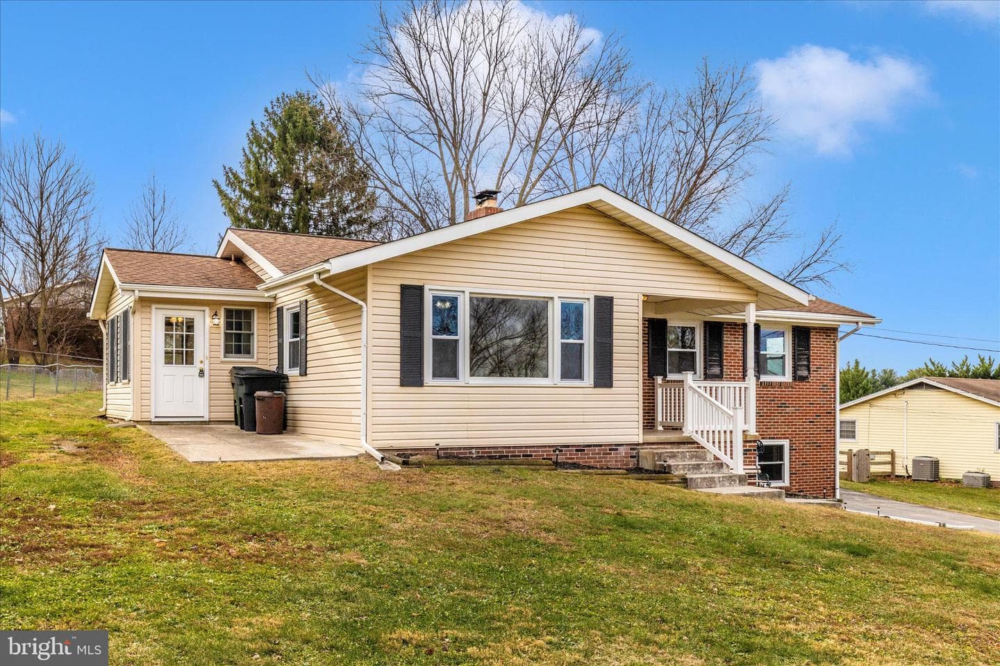10223 Liberty Road photo 40