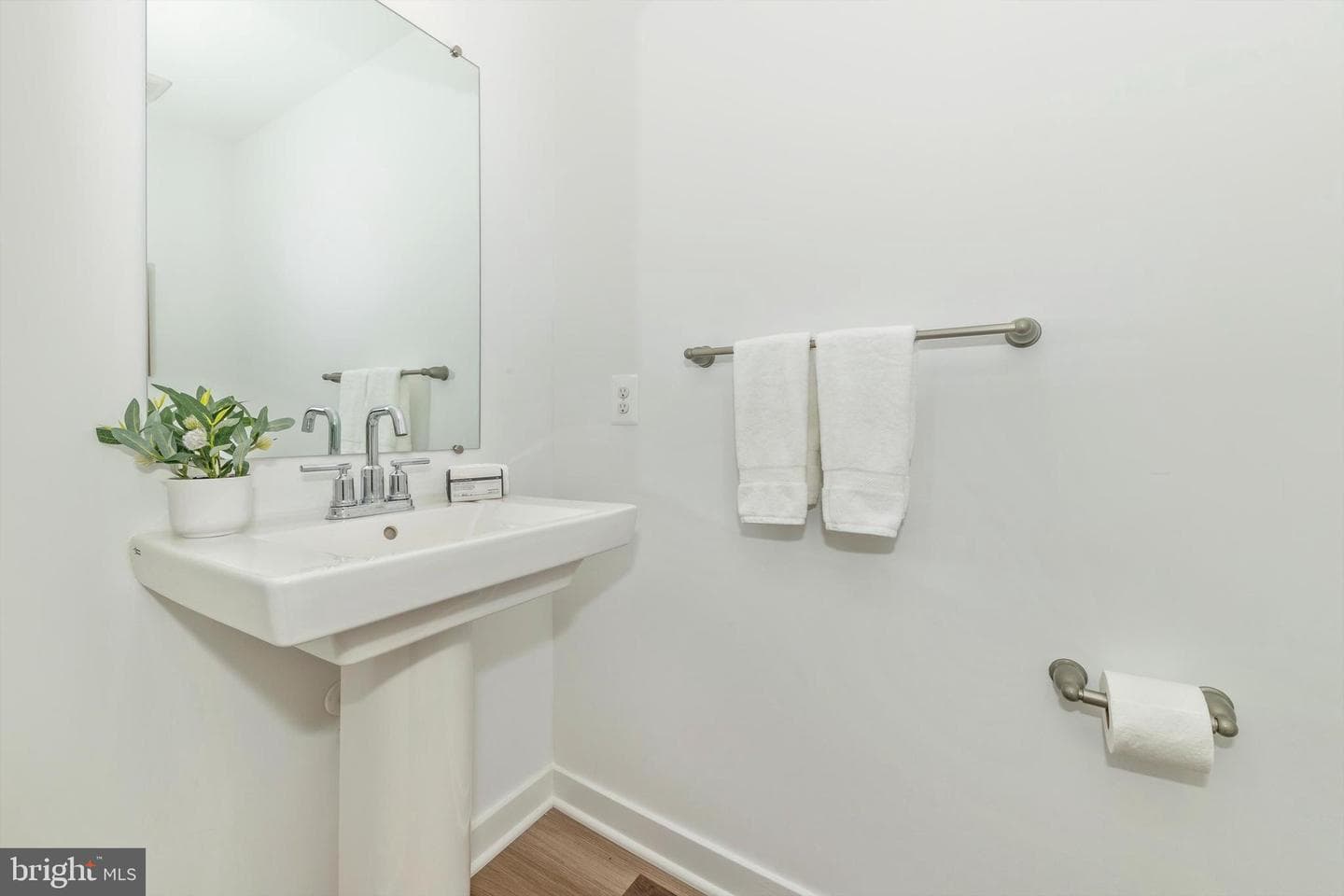 720 Iron Forge Road photo 13