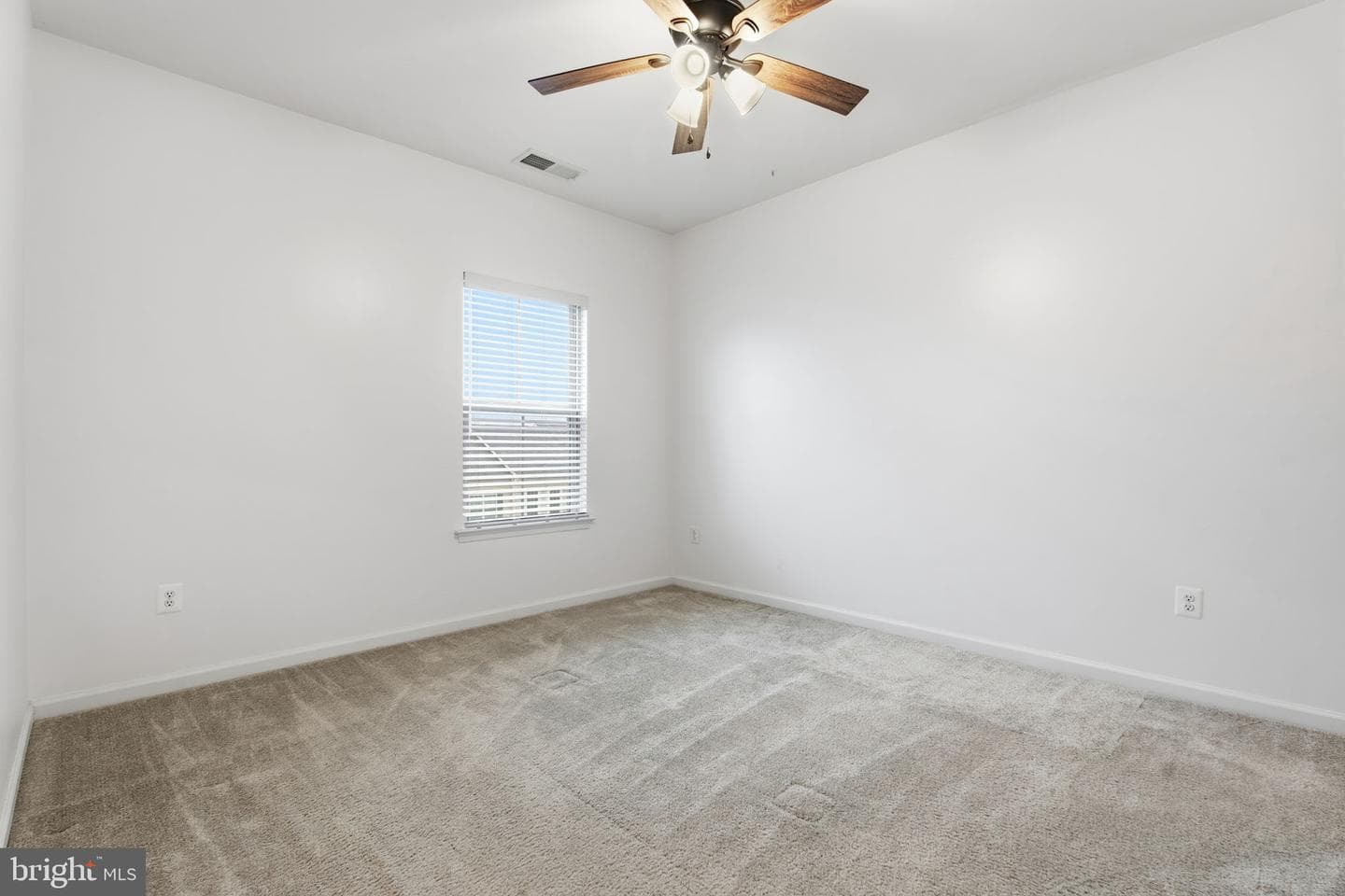 6238 Margarita Way photo 16