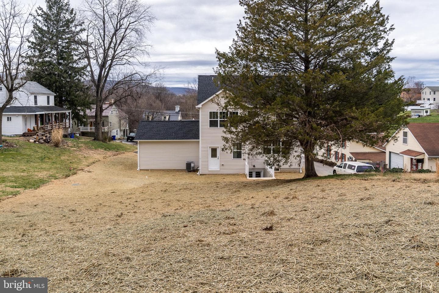 26 Walnut Street photo 40