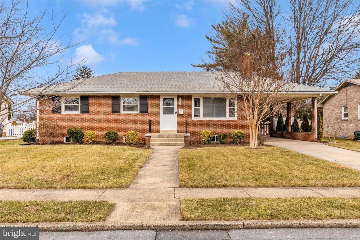 713 Northside Drive photo 1