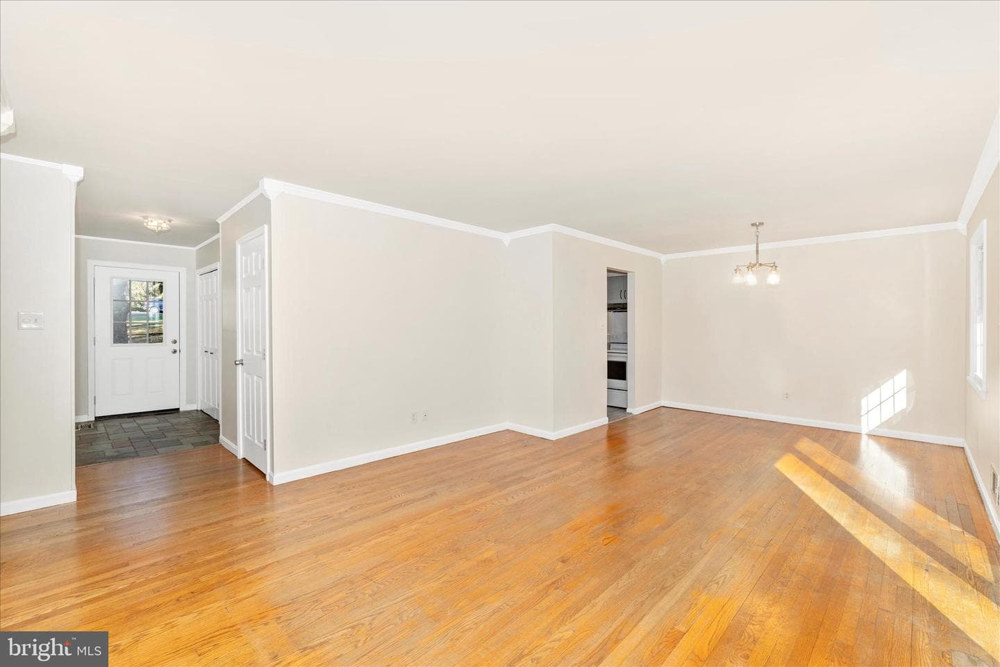 4297 Wendy Court photo 7