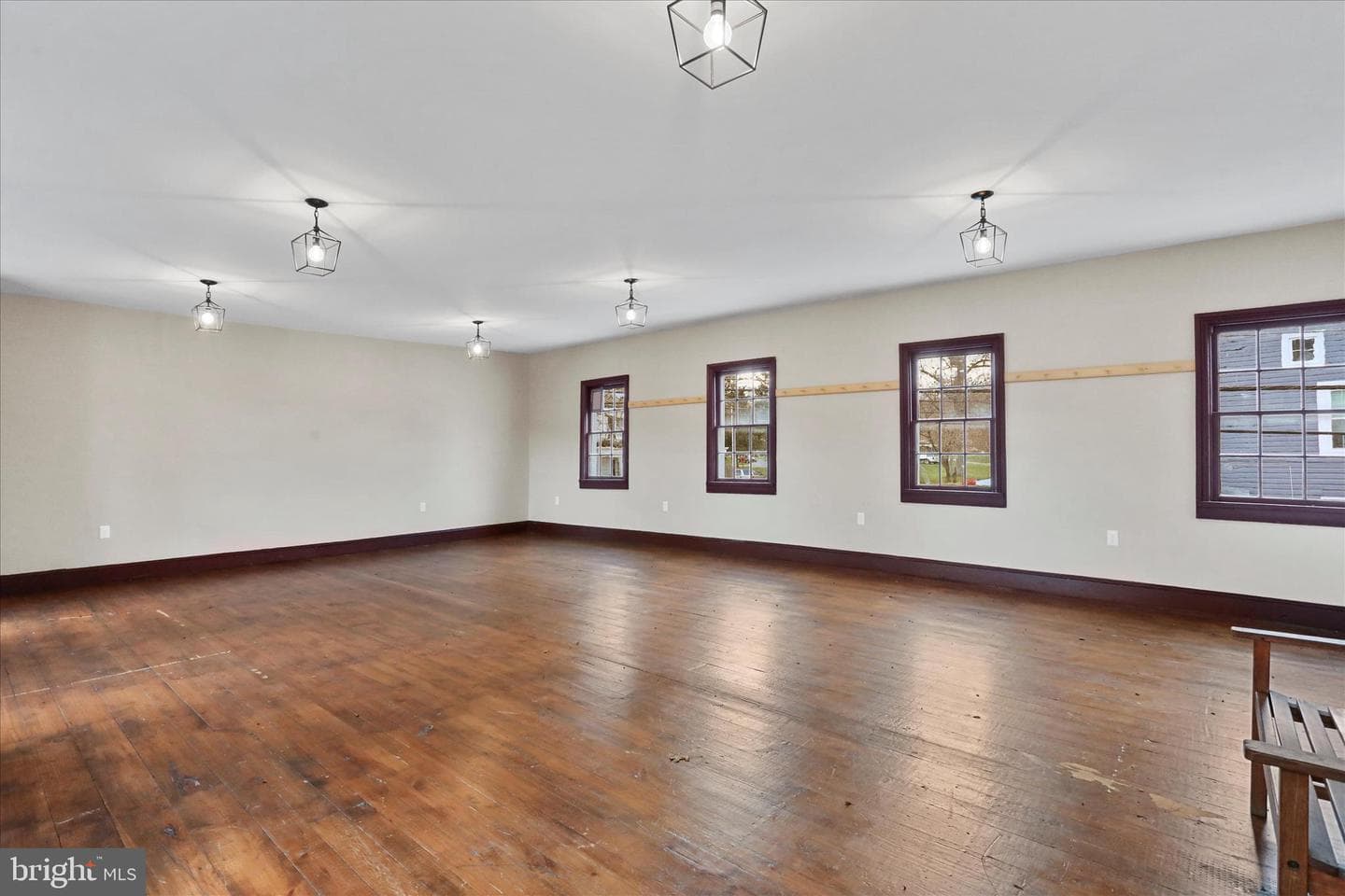 12487 Wolfsville Road photo 41