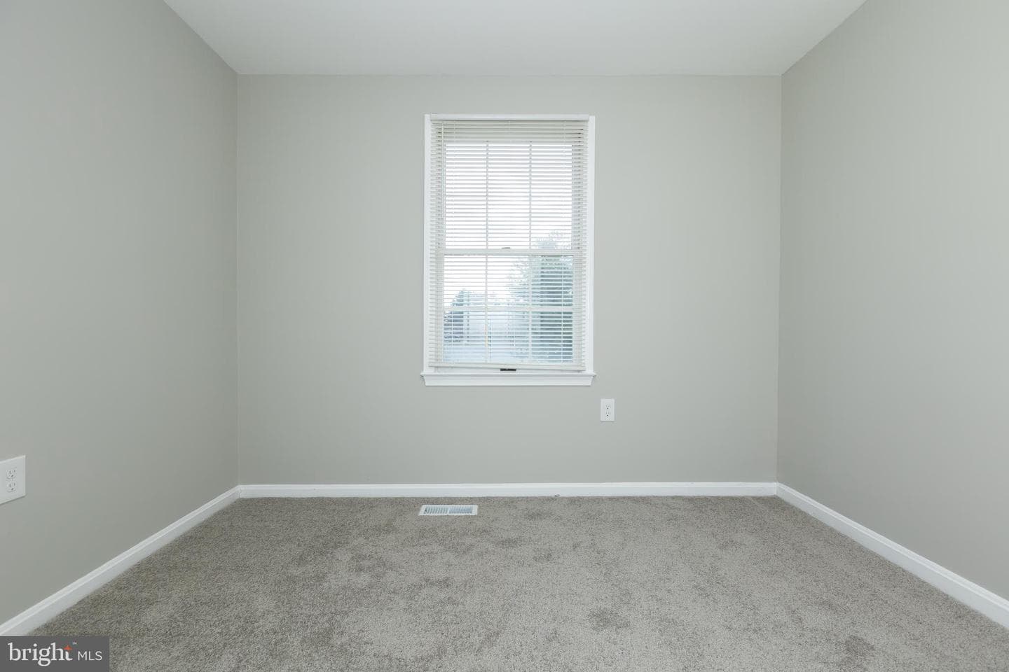 114 Colony Court photo 18