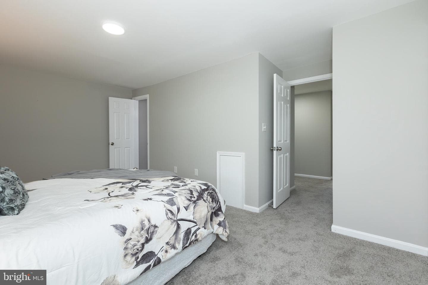 114 Colony Court photo 22