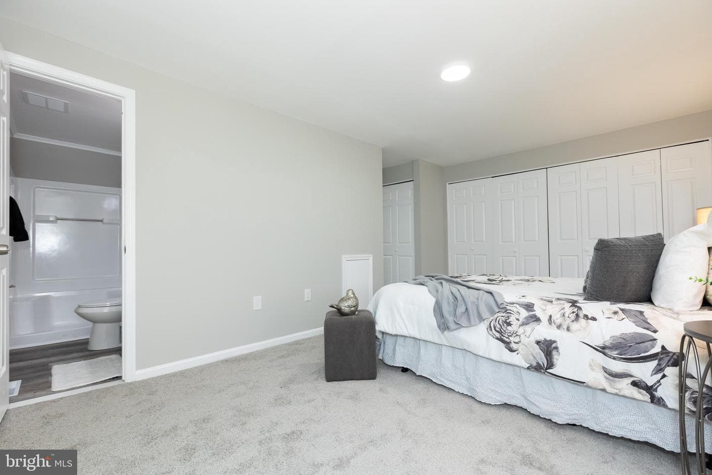 114 Colony Court photo 23